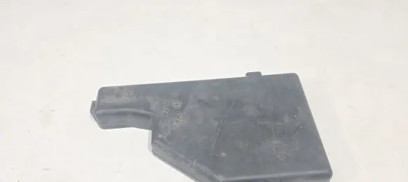 Toyota Prius (XW20) Fuse box cover