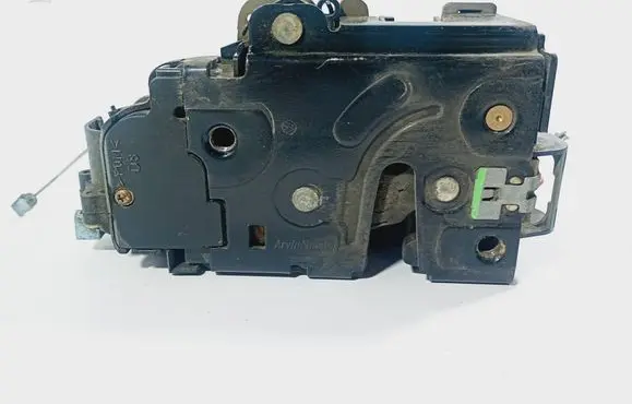 Seat Altea Front door lock 3D1837016
