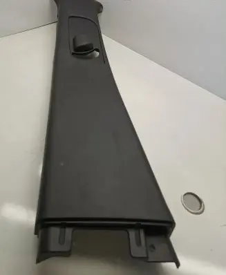 Jeep Grand Cherokee (B) pillar trim (top) I01976050BLR