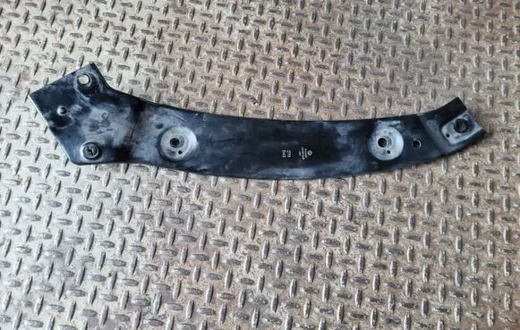 Volkswagen Tiguan Top upper radiator support slam panel 5N0805931B