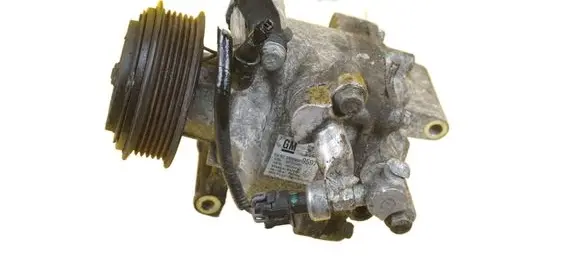 Opel Astra J Air conditioning (A/C) compressor (pump) 94559597 B16DTH