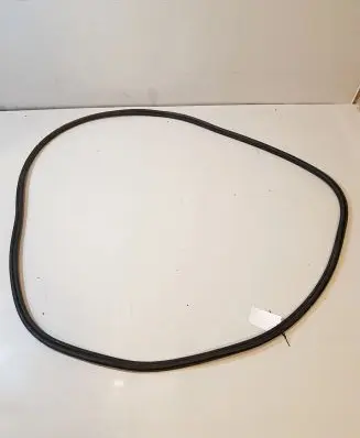 Trunk rubber seal (body)