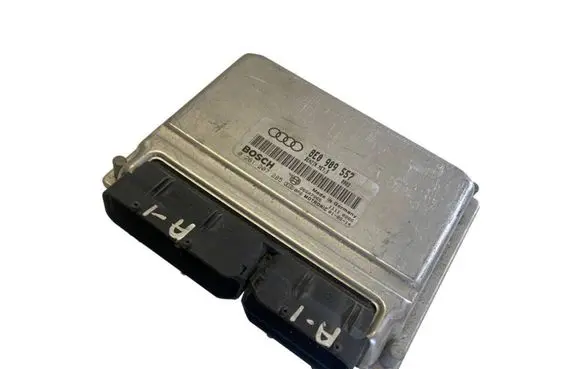 Audi A4 S4 B5 8D Engine control unit/module 8E0909557 0261207285 26SA7965