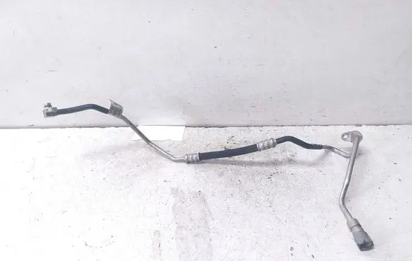 Audi A4 S4 B9 Air conditioning (A/C) pipe/hose 8W1816720