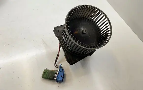 Opel Vectra B Heater fan/blower 658338Q 06990800