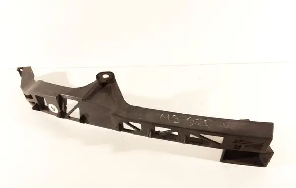 Mazda 3 I Headlight/headlamp mounting bracket BN8V50161 IE3V0