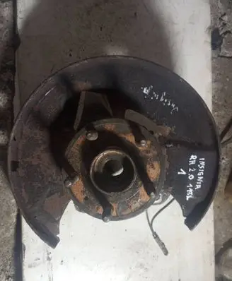 Opel Insignia A Front wheel hub spindle knuckle RH20110