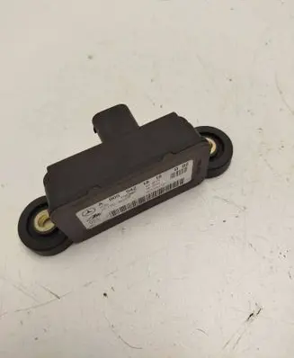 Mercedes-Benz C W204 ESP acceleration yaw rate sensor A0055421818 GC77C22MJN FD07M03