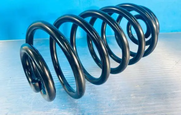Opel Zafira A Rear coil spring 3565668 60013 74339