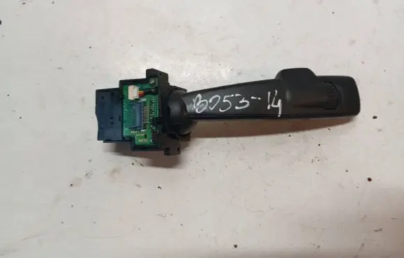 Volvo V60 Indicator stalk 31394001
