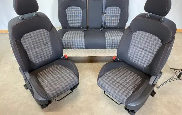 MG ZS Seat set 