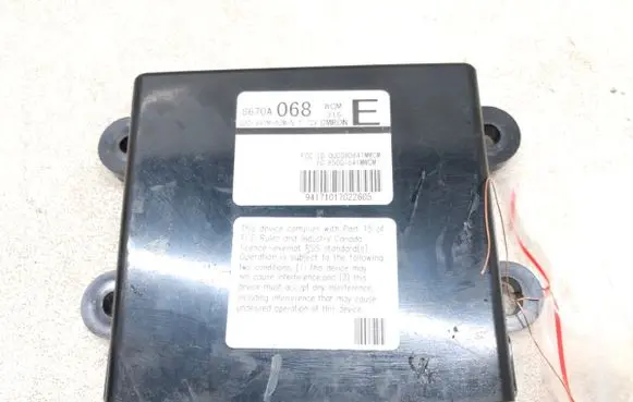 Mitsubishi Outlander Other control units/modules 8670A068