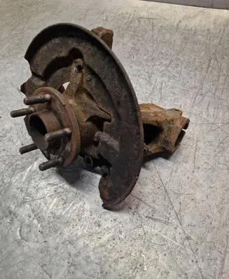 Ford Grand C-MAX Front wheel hub spindle knuckle 3K170