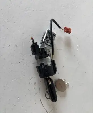 Peugeot 308 SW Ignition lock 9663129280 05608F BHT8TR01