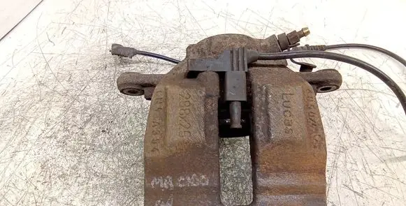 Mercedes-Benz C W203 Front brake caliper 288X25 68504