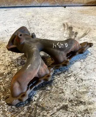 Opel Zafira A Exhaust manifold 24438032 00308