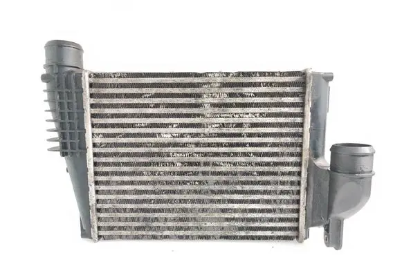Citroen Jumpy Intercooler radiator P9806562180