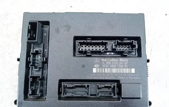Mercedes-Benz A W169 SAM control unit A1695453432