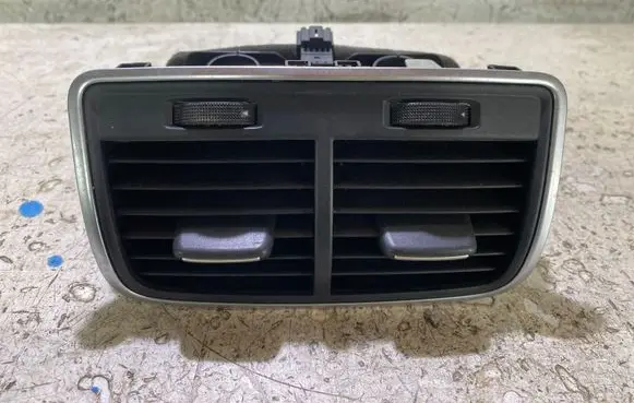 Audi A6 S6 C7 4G Rear air vent grill 4G0819203 9026000