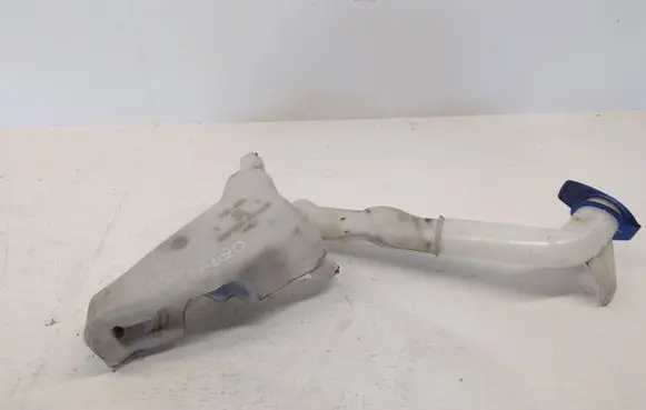 Volkswagen Polo Windshield washer fluid reservoir/tank 6Q0955453N 6Q0955453P