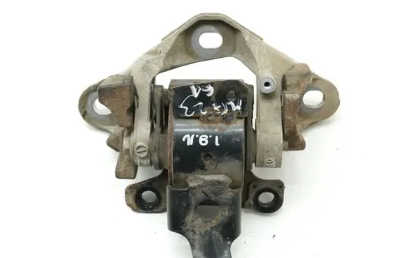 Mazda 3 II Gearbox mounting bracket