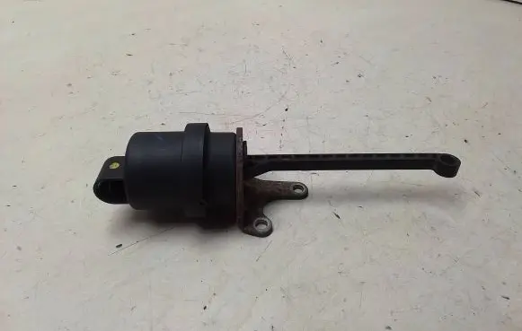 Opel Insignia A Turbo system vacuum part 4010992E