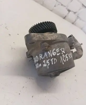 Ford Ranger Vacuum pump WL5118G00A X2T55472ZT