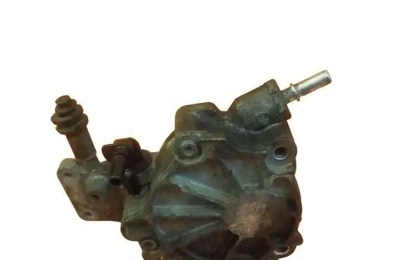 Ford Mondeo MK IV Vacuum pump D171B1C1 D171B 1C1