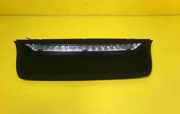 Opel Omega B2 Third/center stoplight 90565418