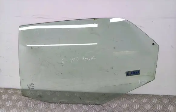 Chrysler 300 - 300C Rear door window glass 43R000262