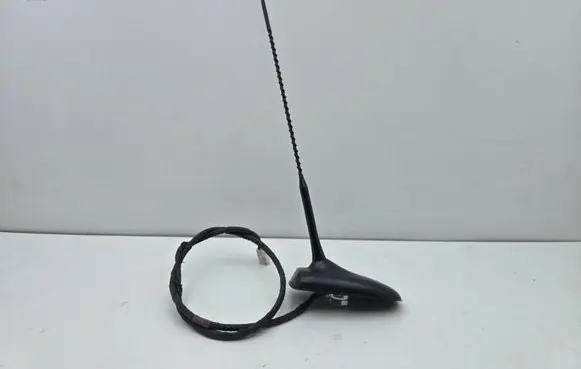 Toyota Auris E180 Aerial GPS antenna V309075C