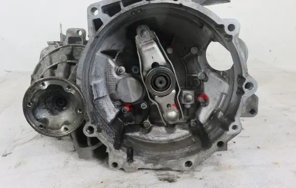 Volkswagen Golf V Manual 6 speed gearbox JYJ