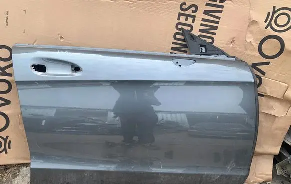 Mercedes-Benz CLS C218 X218 Door (2 Door Coupe) A2187220610