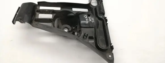 BMW 6 E63 E64 Rear bumper mounting bracket 6937761 7008840