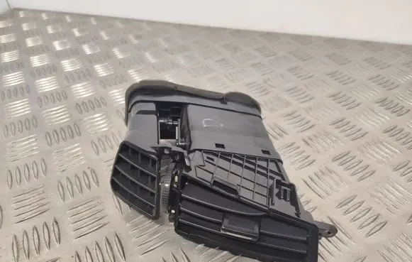 KIA Ceed Dash center air vent grill 974201H000