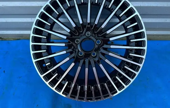 Mercedes-Benz EQA R20 alloy rim A2434010600