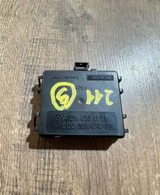 Mercedes-Benz E W211 Rain sensor A2118203126 5DC00842400 73628100