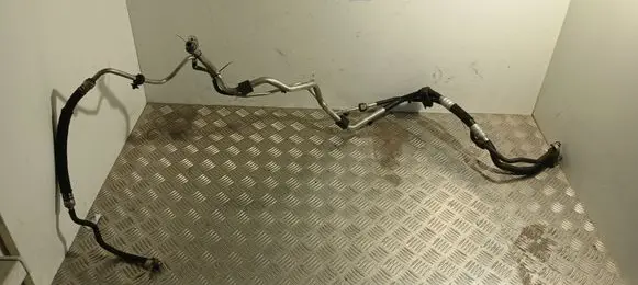 Air conditioning (A/C) pipe/hose
