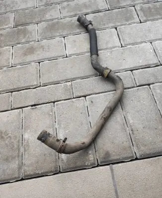 Air intake hose/pipe