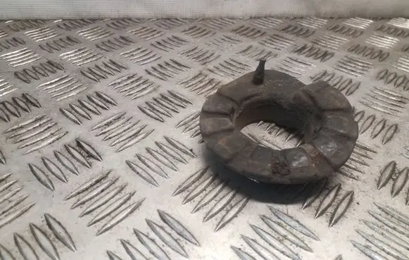 Nissan Juke I F15 Rear coil spring rubber mount 