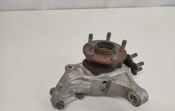 Subaru Impreza V Front wheel hub