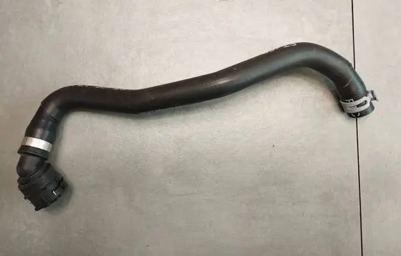 Cupra Formentor Engine coolant pipe/hose 5WA122157M
