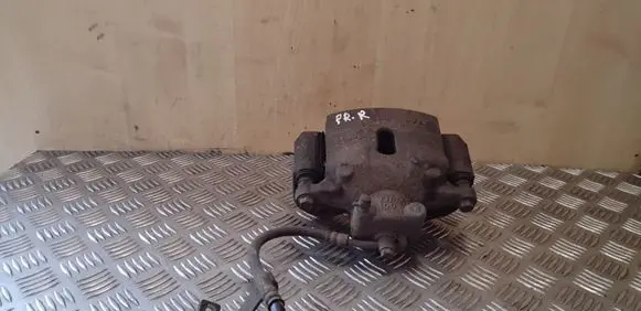Hyundai i40 Front brake caliper