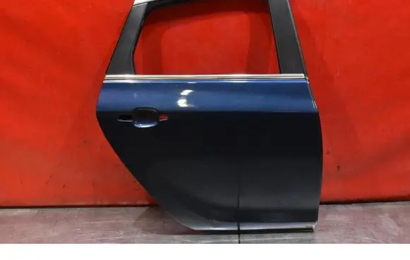 Opel Astra J Rear door 