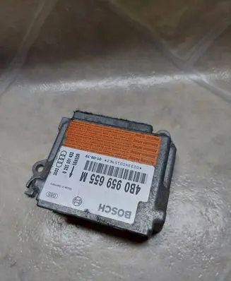 Audi A6 S6 C5 4B Airbag control unit/module 4B0959655M 0285001432