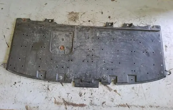 Mazda CX-3 Engine splash shield/under tray D10J56079