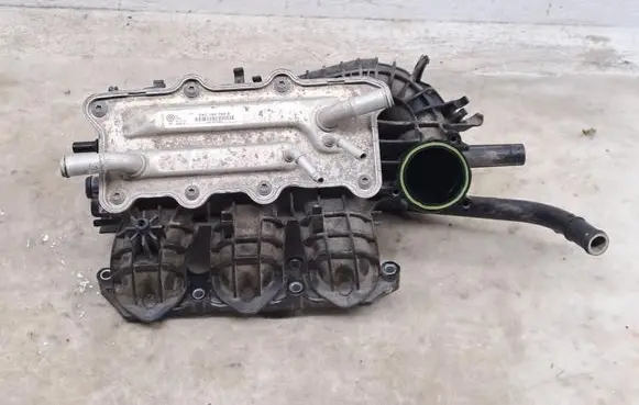 Seat Ibiza V (KJ) Intake manifold 04C145749