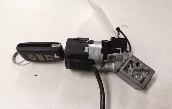 Citroen C5 Ignition lock 9663123380