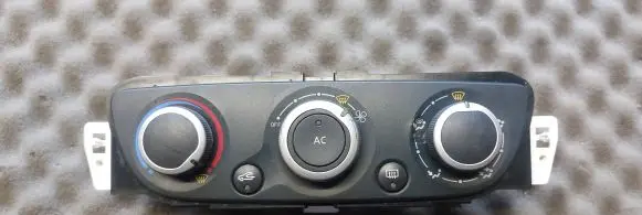 Renault Scenic III - Grand scenic III Climate control unit E1072183A 12111321