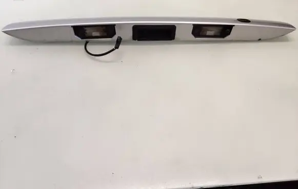 Ford Focus Trunk door license plate light bar 6M51R43404BA